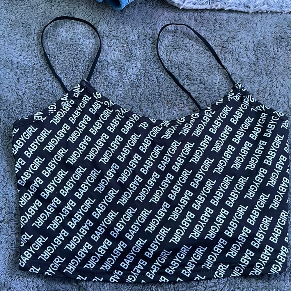 a size small crop top